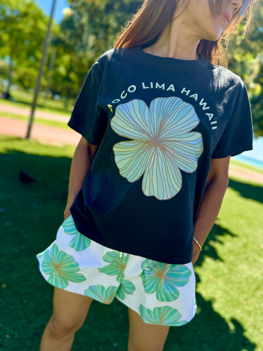 NEW* ヴィンテージ風 ハイビスカスTシャツ（ノーマル丈） – Moco Lima