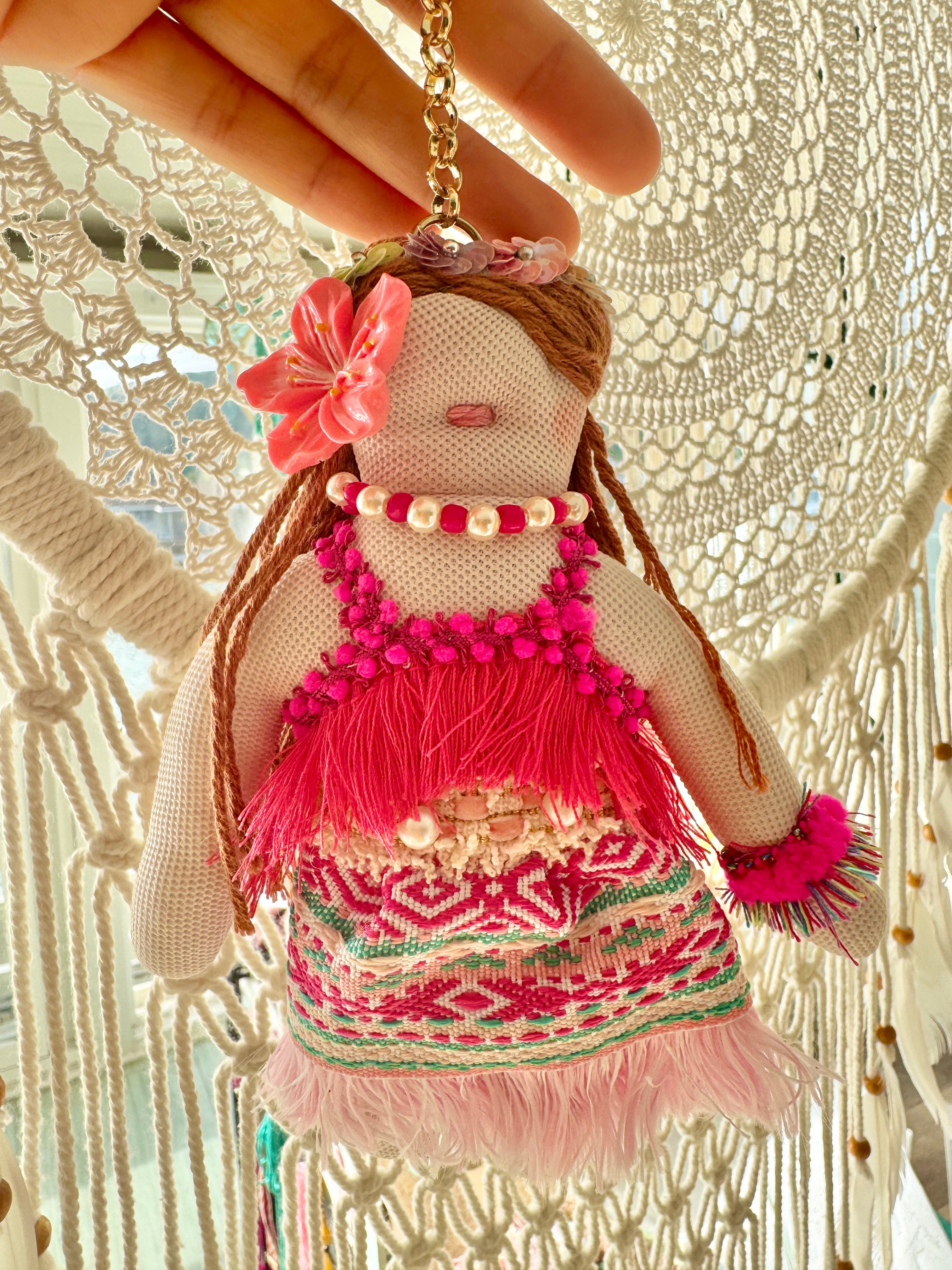 新メンバー加入！フラギャルちゃん バッグチャーム – Moco Lima Hawaii