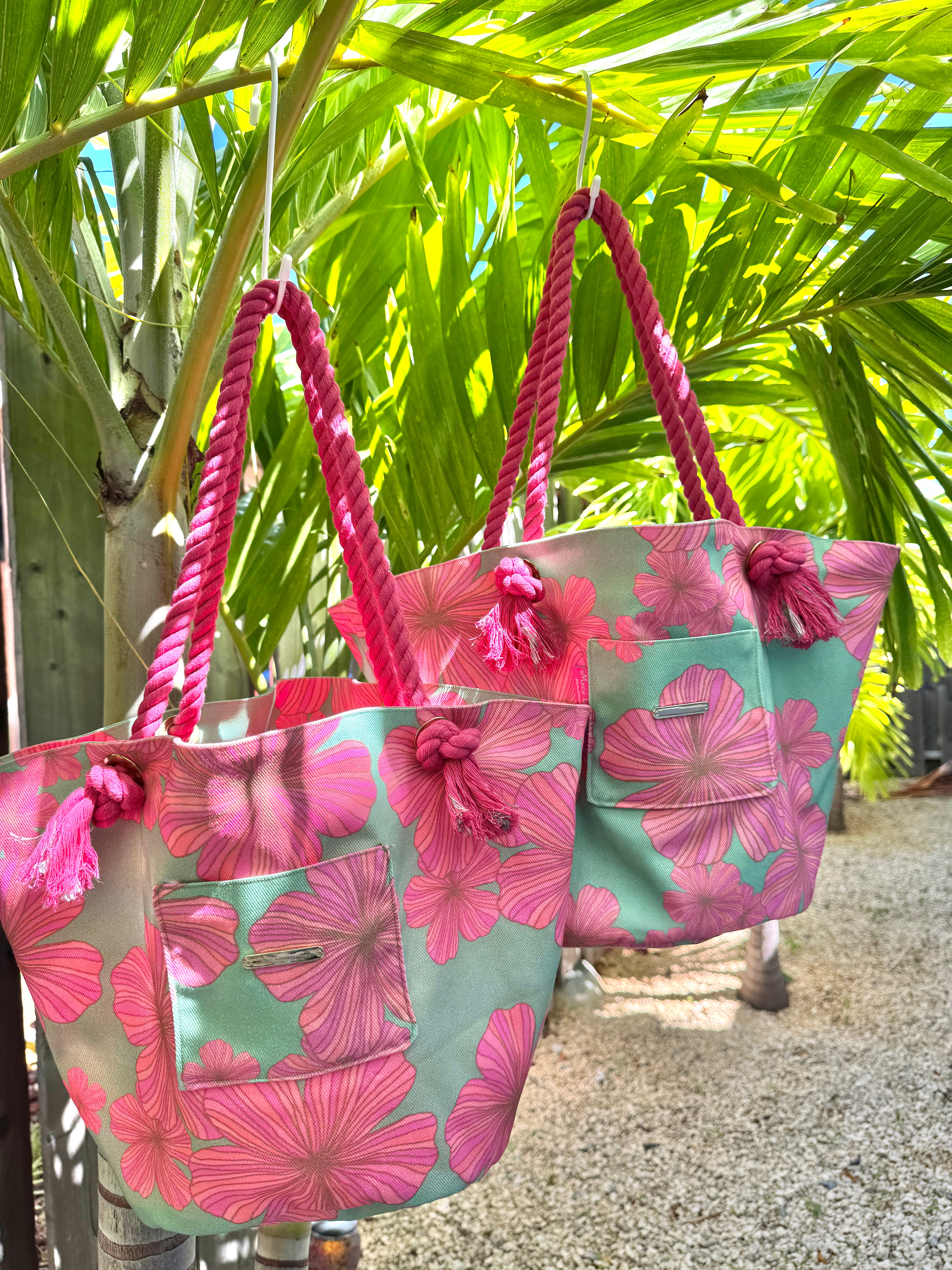 Reversible tote- Pink hibiscus/ リバーシブルトートピンク ハイビスカス