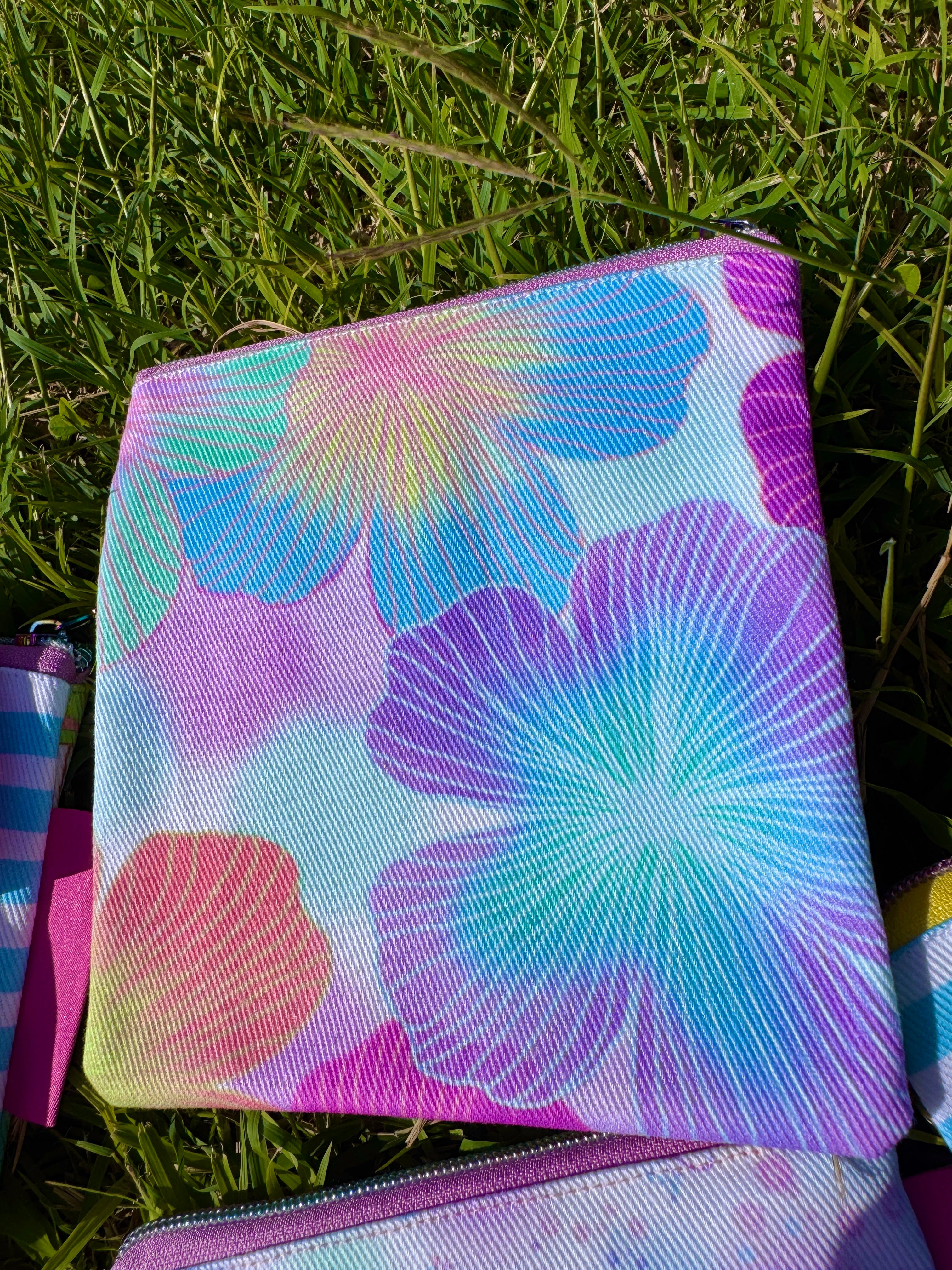 フラットポーチ