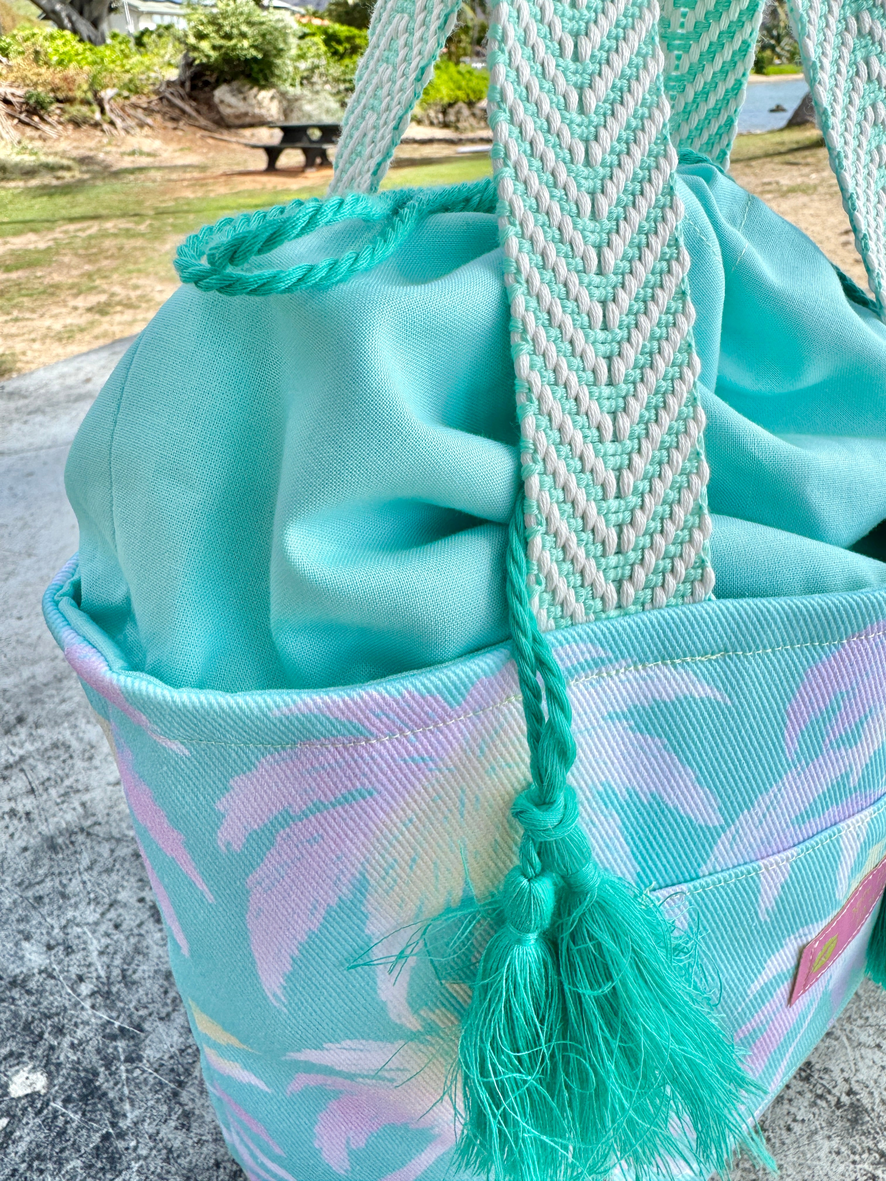 【新作送料無料】巾着トートMサイズ　ミントパーム