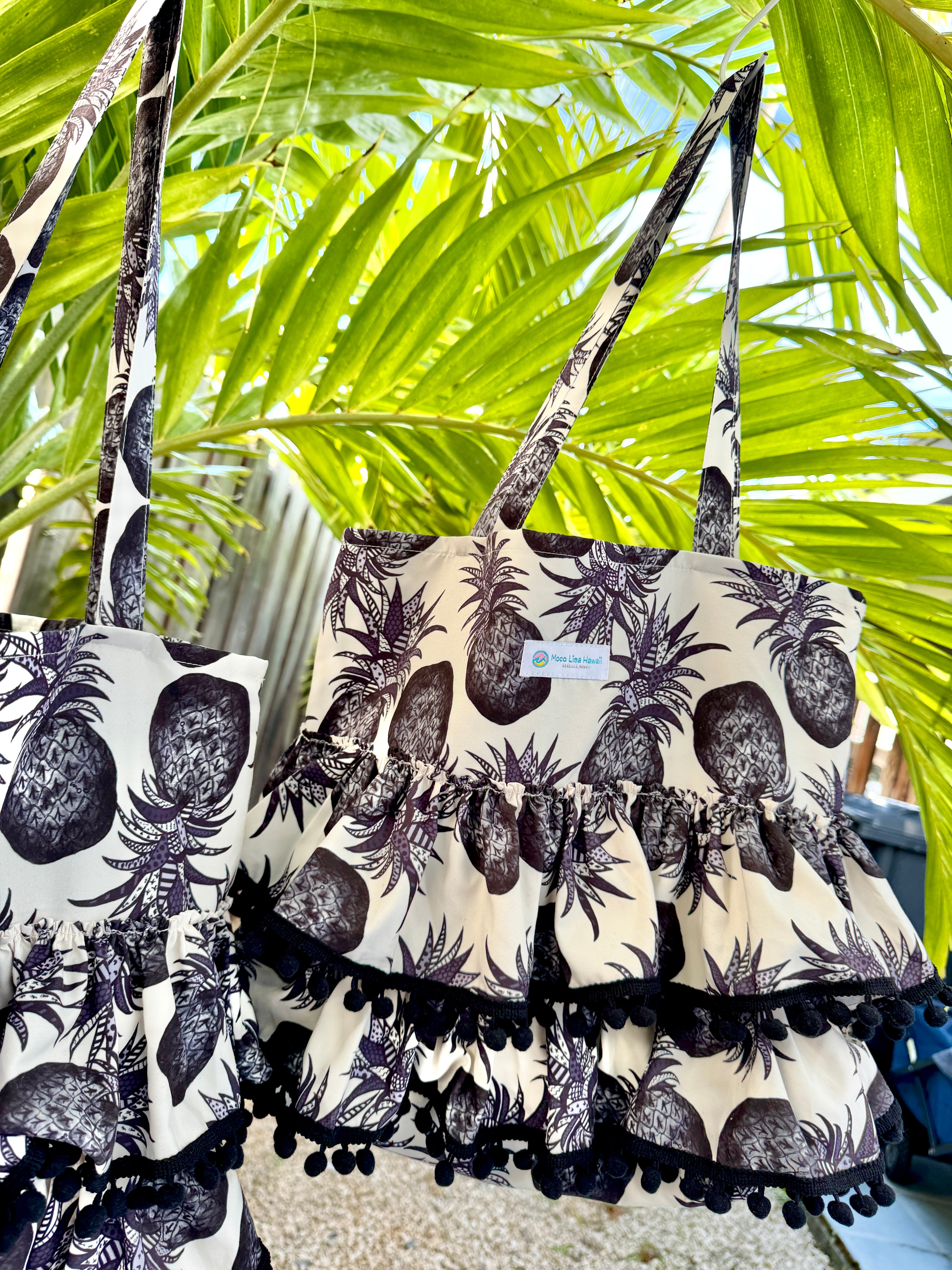 新作* フリルトート　ブラックパイン