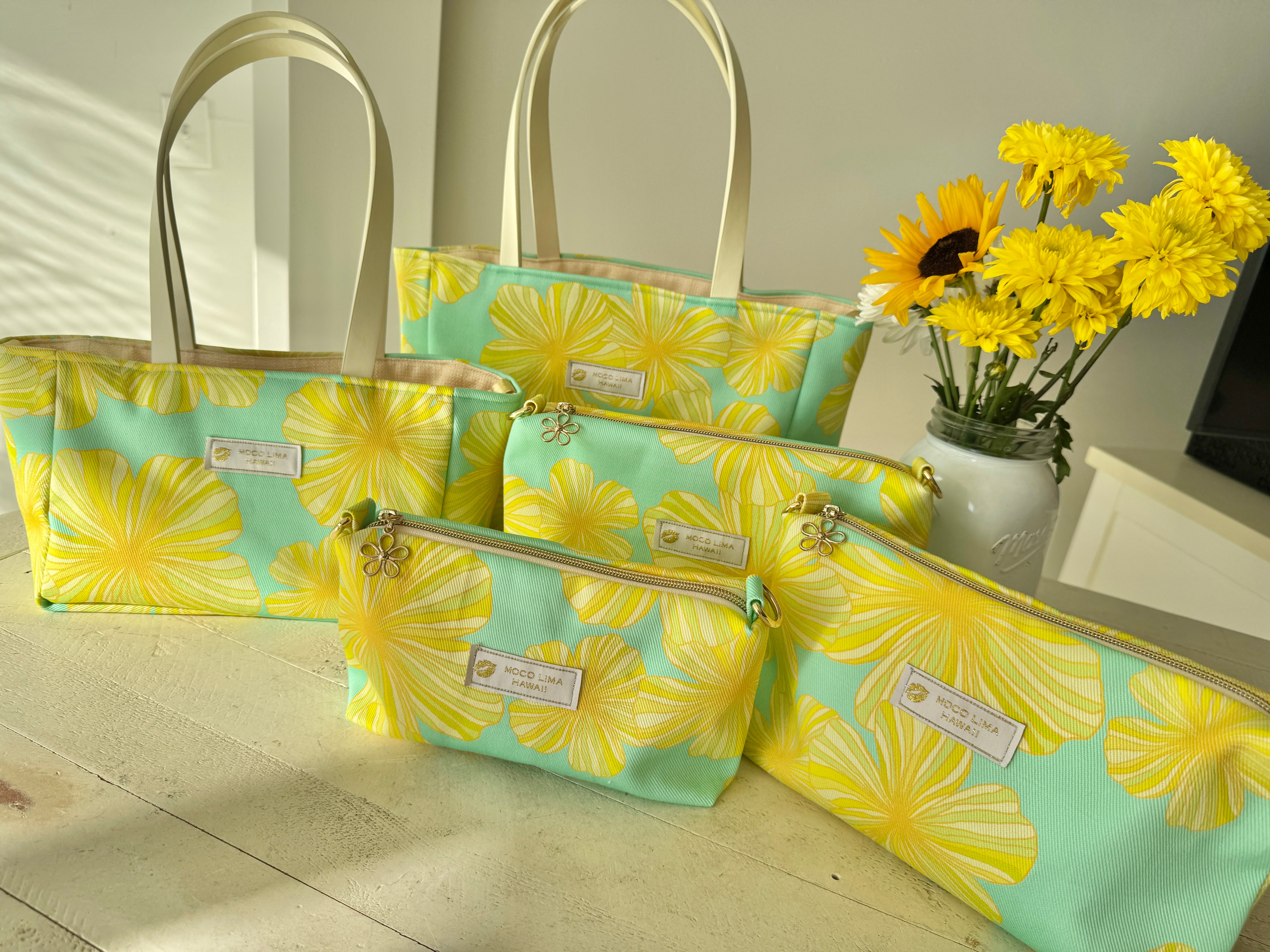 新色* 6way tote mint hibiscus/ ミントハイビスカス トートバッグ＆ショルダーバッグ