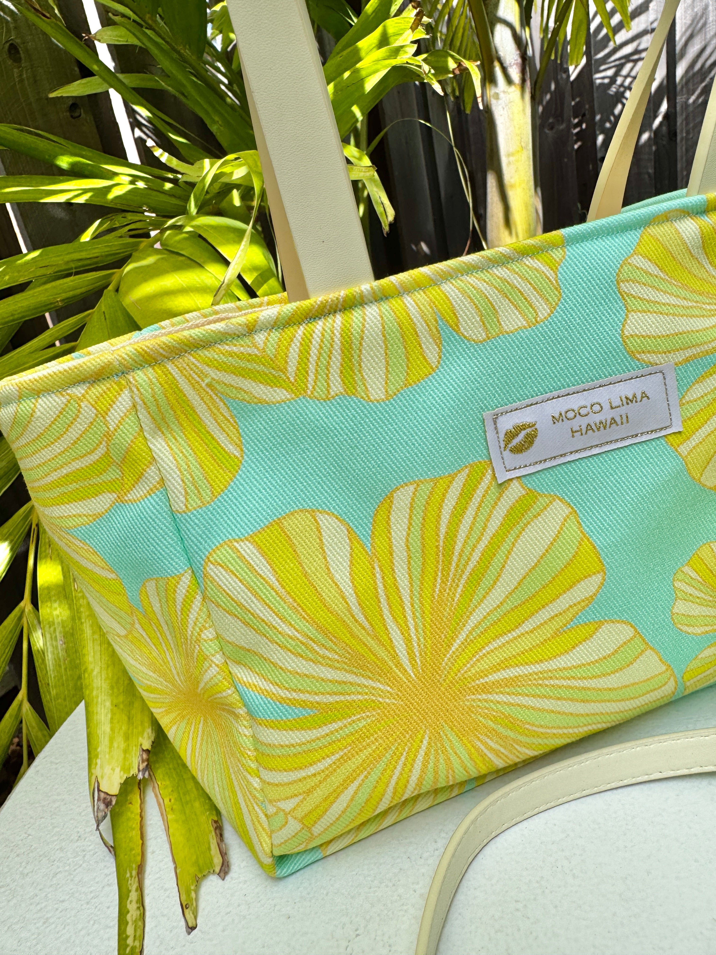 新色* 6way tote mint hibiscus/ ミントハイビスカス トートバッグ＆ショルダーバッグ